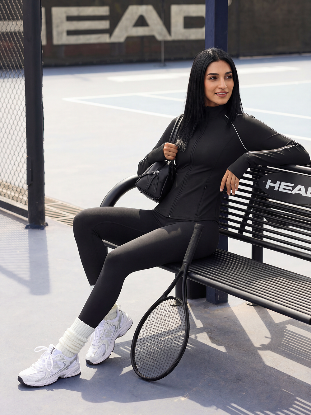 Soft and comfortable zip-up jacket