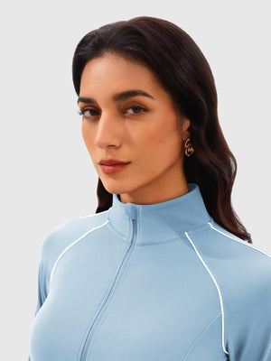 Soft and comfortable zip-up jacket